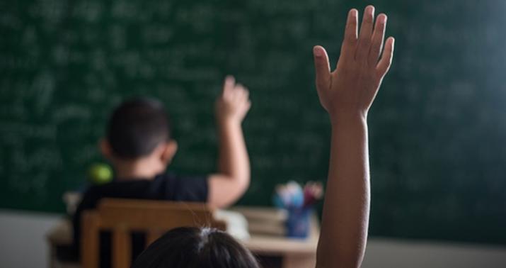 Bakıda orta məktəbdə -