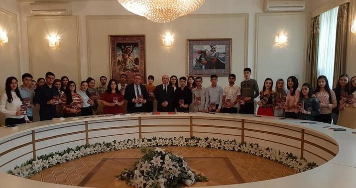 Pasternakla görüşmüş, Nazim Hikmətə rusca şeir demiş azərbaycanlı şair... -