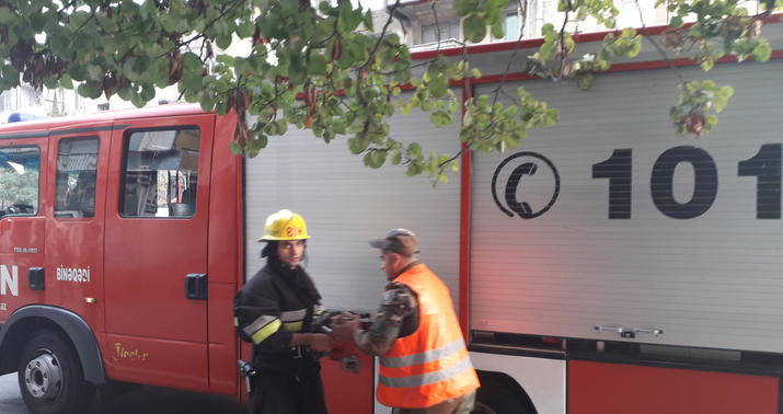 Bakıda məktəb binasında yanğın