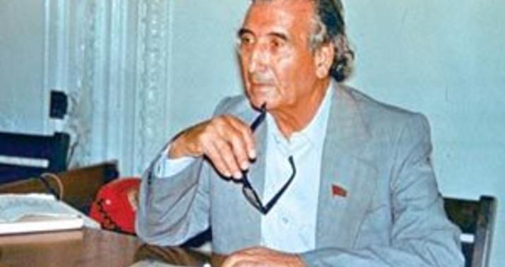 İlk siyasi romanın müəllifi: