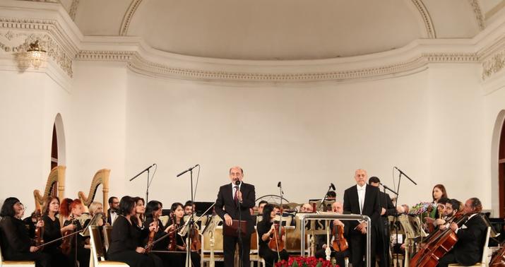Yalçın Adıgözəlovun 60 illiyinə həsr olunmuş konsertdən -