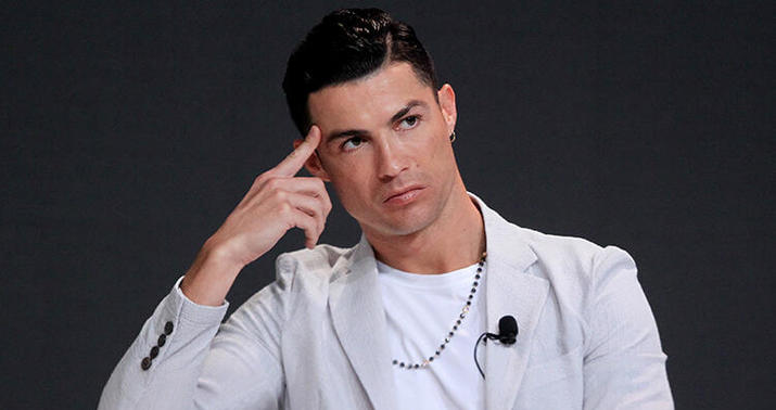 Ulduz futbolçuya daha bir mükafat verildi