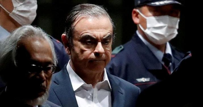 Nissanın rəhbəri Yaponiyadan Livana qaçdı –