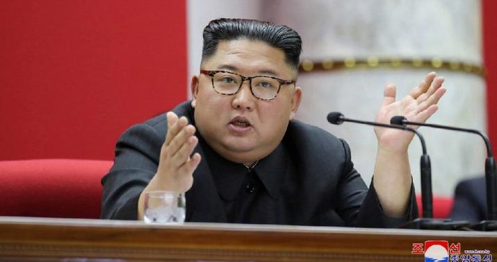 Kim Çen Inn ABŞ-a meydan oxudu -