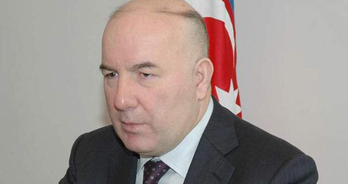Elman Rüstəmov Mərkəzi Bankın İdarə Heyətinin üzvlüyündən azad edildi
