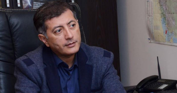 Neftin yenilənmiş büdcə qiyməti risk formalaşdırır? -