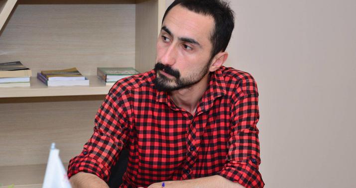 “İnsandır” deyirlər