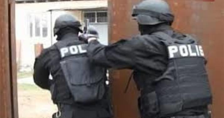 Bakıda polis əməliyyat keçirdi: