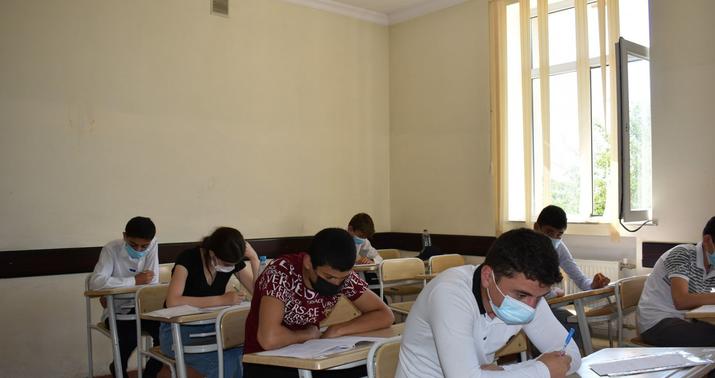 Ali məktəb və kolleclərə ərizə qəbulu başa çatır