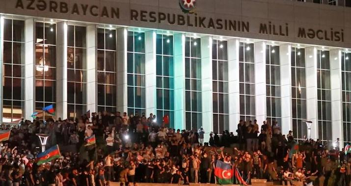 Orduya dəstək aksiyasında insident yaradanlara şərti cəza istənildi -