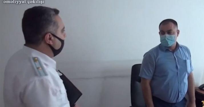 Azərbaycanda iki vəzifəli şəxs həbs edildi -