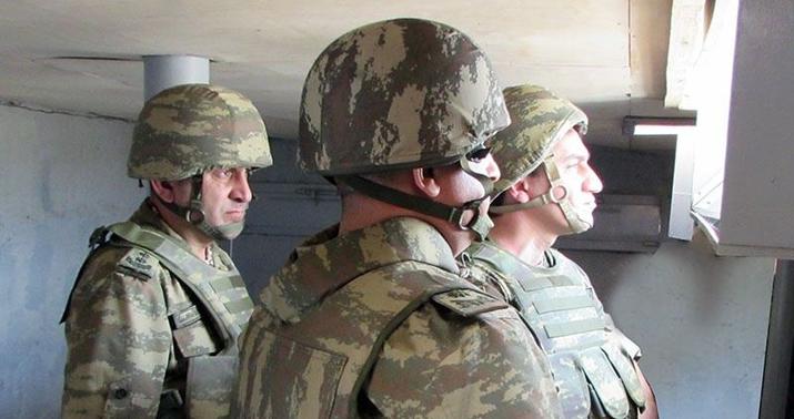 Hikmət Hacıyev general Vəliyevlə ön cəbhədə -