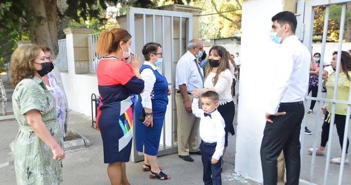 Azərbaycanda məktəb və universitetlər bağlandı