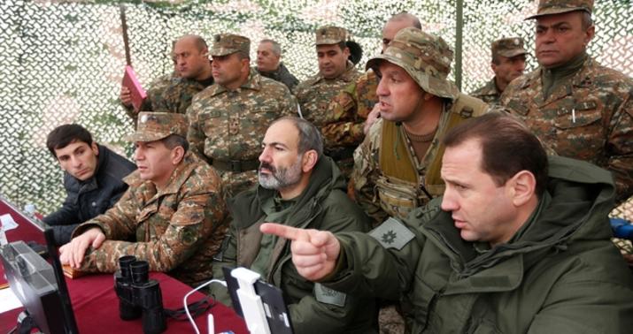 İrəvan sınaq qarşısında: “Qarabağı təhvil vermək üçün…” –