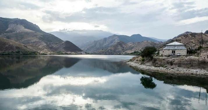 Jurnalistlərin Suqovuşan su anbarına səfəri başladı