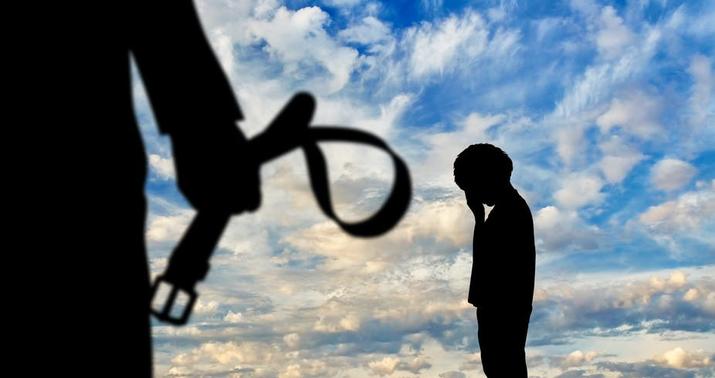 Bakıda beş yaşlı uşağa anası və tanışı əzab verib -