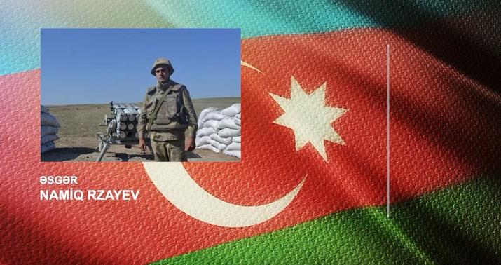 Yaralansa da, silahdaşlarını döyüş meydanında tək buraxmadı -