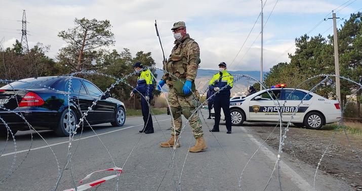 Görünməz güc ermənilərə divan tutur –