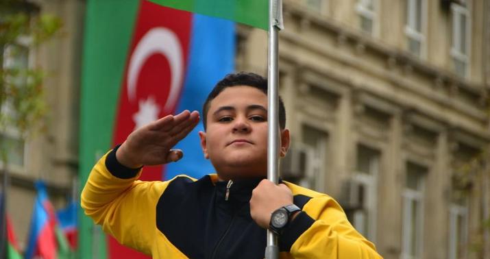 Bayraq Günü münasibətilə videoçarx hazırlandı