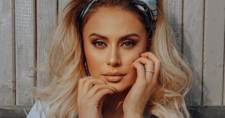 Roza Zərgərli onları günahlandırdı: "Yoruldum..." -