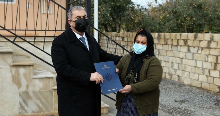 6 şəhər və rayonda şəhid ailələri və əlillərə ev verildi -