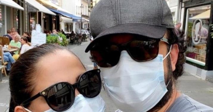 Tarkan ailəsi ilə marketdə... -