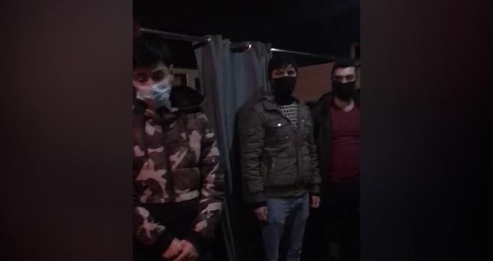 Bakıda oyun zalının sahibi həbs edildi, müştərilər cərimələndi -