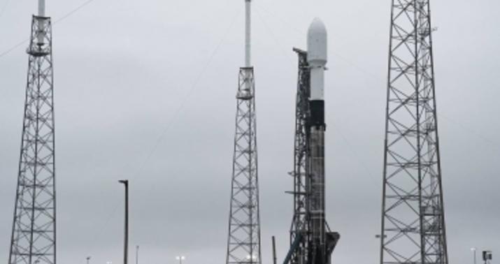 SpaceX 143 peyk daşıyan raketi orbitə buraxdı