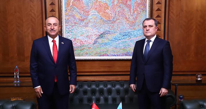 Azərbaycan və Türkiyənin XİN başçıları telefon danışığı apardı