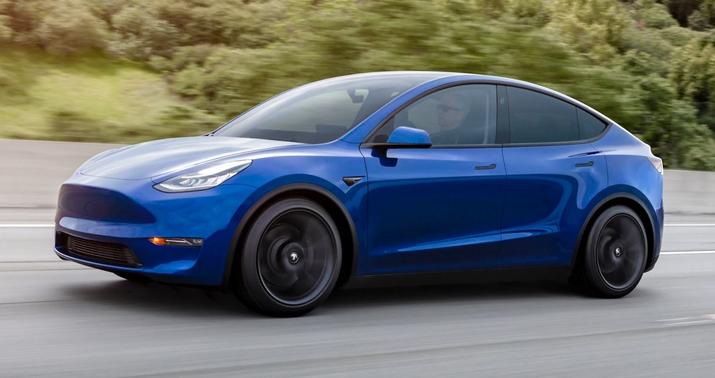 "Tesla" 135 minə yaxın avtomobili geri çağırdı