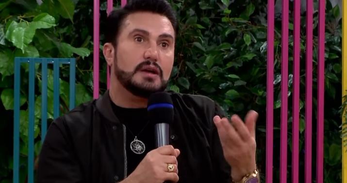 "Oğlum evlənmək istəmir, tək qalacağından qorxuram..."  -