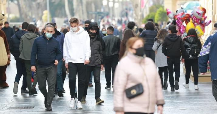 Paytaxtda yumşaldılmış karantin rejimi: Qaydalara əməl olunurmu? -