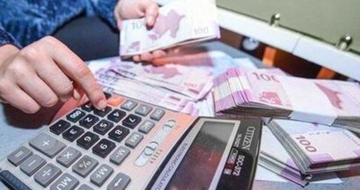 Hər bir ölkə sakini xidmət sektorunda orta hesabla 108,8 manat xərcləyib