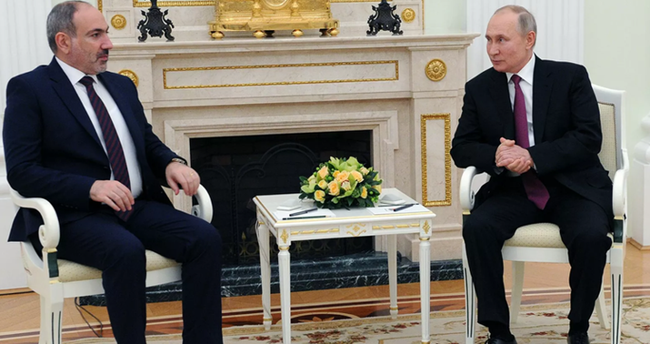Paşinyan və Putin Qarabağdakı vəziyyəti müzakirə etdilər
