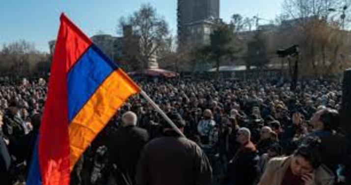 Qafanda Paşinyana qarşı mitinq keçirilir -