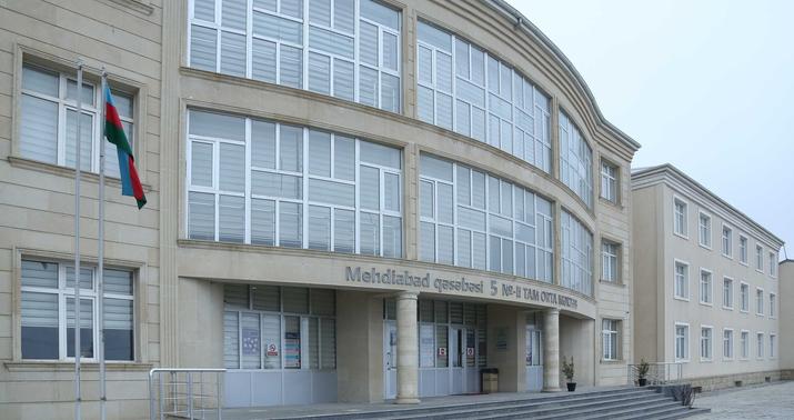 Bakıda koronavirusa görə bağlanan məktəb açıldı