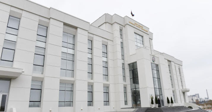 Bakıda ağacları kəsdirən vəzifəli şəxsə cinayət işi açıldı –