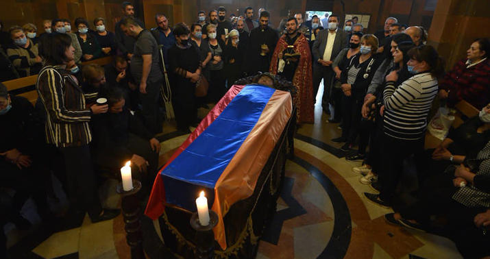 İrəvan küçələrindəki müəmmalı tabutlar –