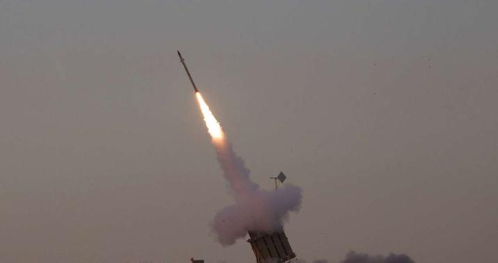Küveyt ordusu İranın iki ballistik raketini vurdu
