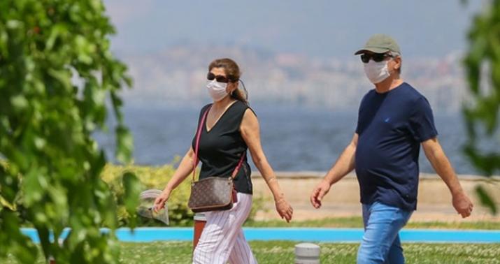 “Açıq havada maska taxmaq qərarını ləğv etmək olar” -