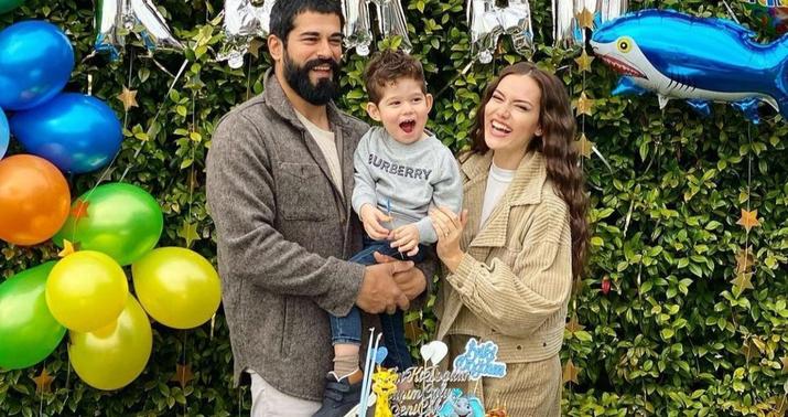 Fəxriyyə və Burak Karanın 2 yaşını qeyd etdilər -