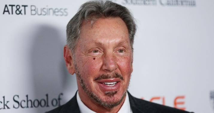 Toyunun fotoqrafçısı Stiv Cobs olan milyarderin inanılmaz -