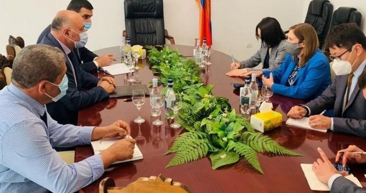 ABŞ-ın Ermənistandakı səfiri Zəngəzurda -