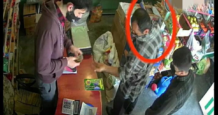 Şəkidə korona xəstəsi mağazada saxlanıldı