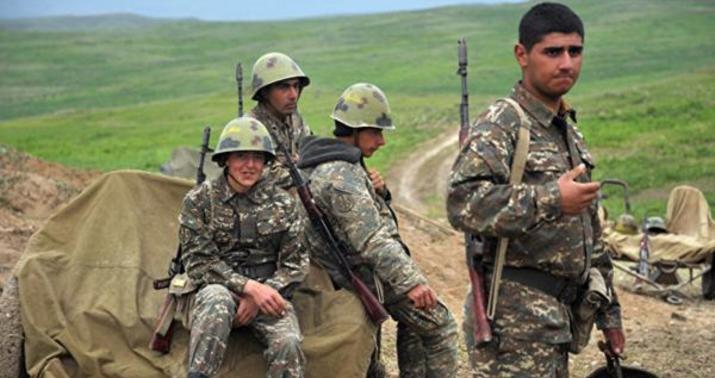 Ermənistanda iki polkovnik işdən çıxarıldı