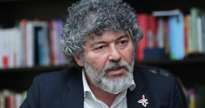 Şahbaz Xuduoğlu: “Müqəddəs kitablara çap maşınları kömək etdi...”-