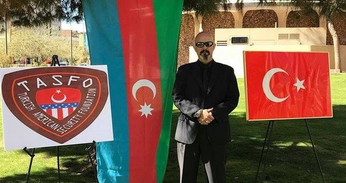 Feysbuk ermənipərəst konqresmeni tənqidə icazə vermədi –