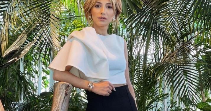 Röya Ayxan bahalı geyimi ilə diqqət çəkdi -