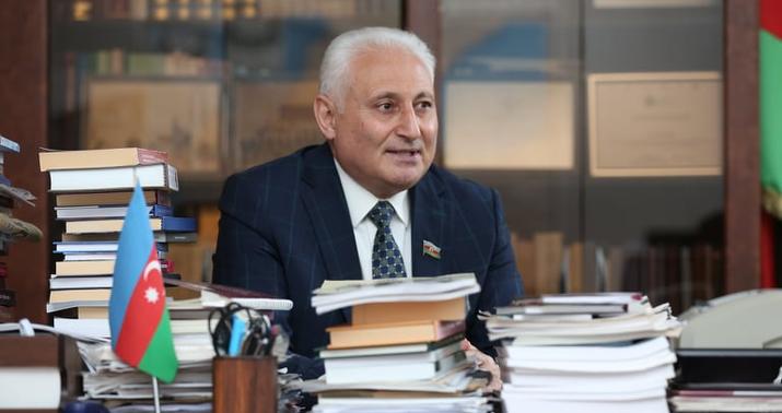 Millət vəkilindən şok sözlər: "Sandıq ədəbiyyatım var..." -