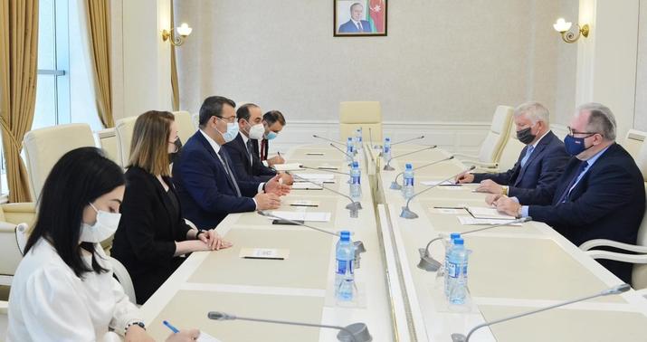 Latviya və Estoniya diplomatları Milli Məclisdə